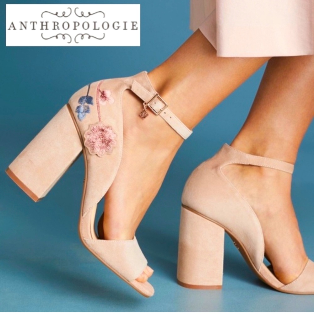 Anthropology Embroidered Heels 🌸 🌺